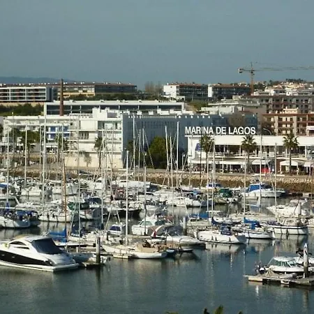 Penthouse By The Marina