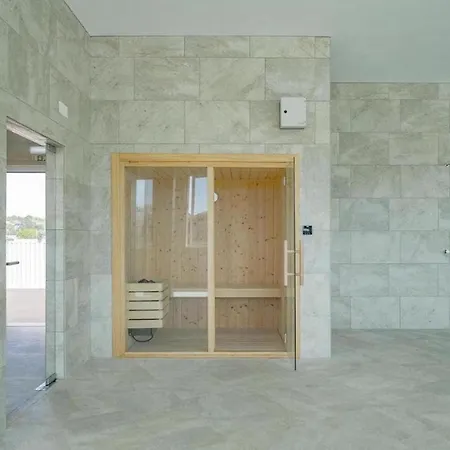 Penthouse By The Marina 公寓 *