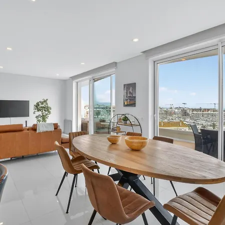 Penthouse By The Marina 拉哥斯