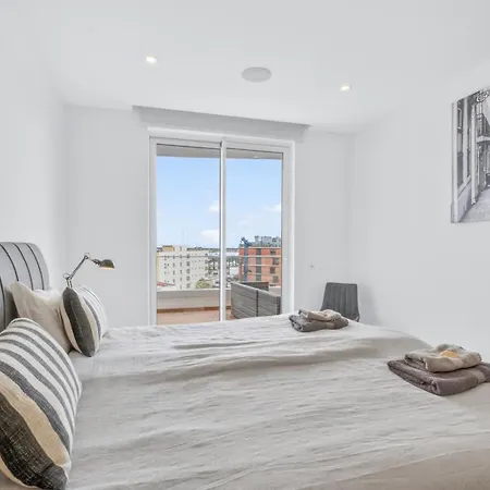 公寓 Penthouse By The Marina *