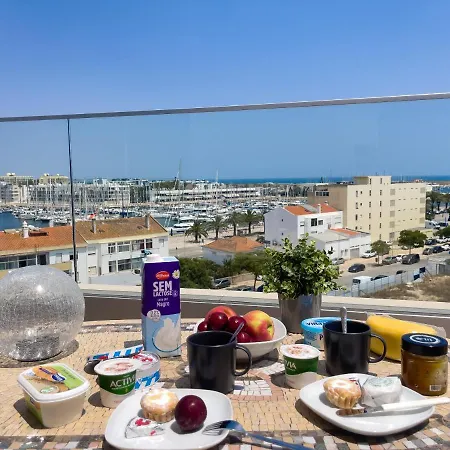 Penthouse By The Marina דירה *