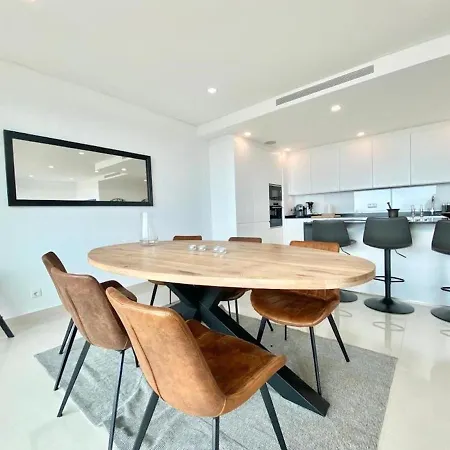 Penthouse By The Marina דירה לאגוּ‏ש