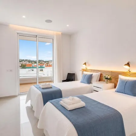 Penthouse By The Marina *
