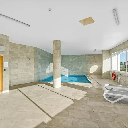 Penthouse By The Marina Лагуш