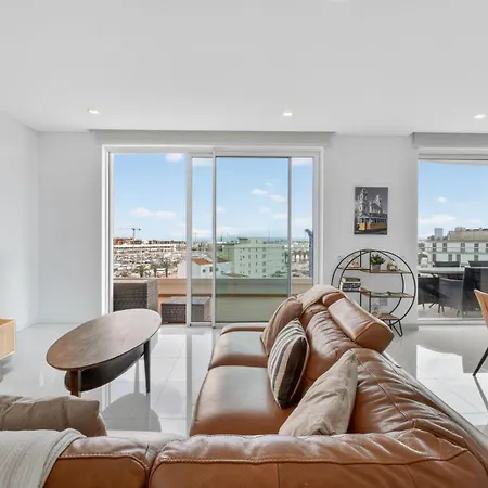 Appartement Penthouse By The Marina *